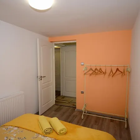 Rianas Utca Palkove Apartament